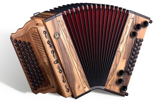 Wilde Nuss von Müller Harmonika