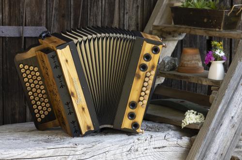 Grand Edelholz Lärche Antik von Sammer Harmonika