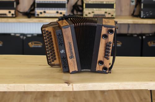 Quetschn Star Eiche Antik von Sammer Harmonika
